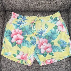 Tommy Bahamas linen Floral Yellow Women's Shorts elastic rear waist beach summer